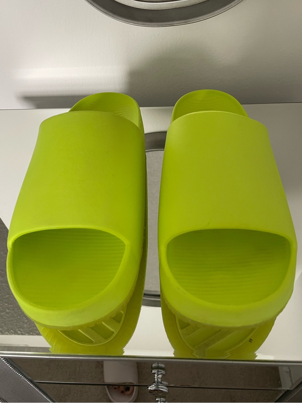 Nike Women's Calm Slides 8 - Picture 3 of 6